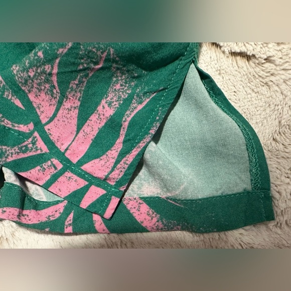 Cotton On Green Shirt with Pink Accents - Picture 6 of 9